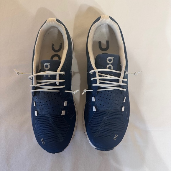 On Cloud 5 REFLECTIVE LIGHTWEIGHT Womens Sz 7.5 Sneakers Denim Blue - Picture 3 of 7